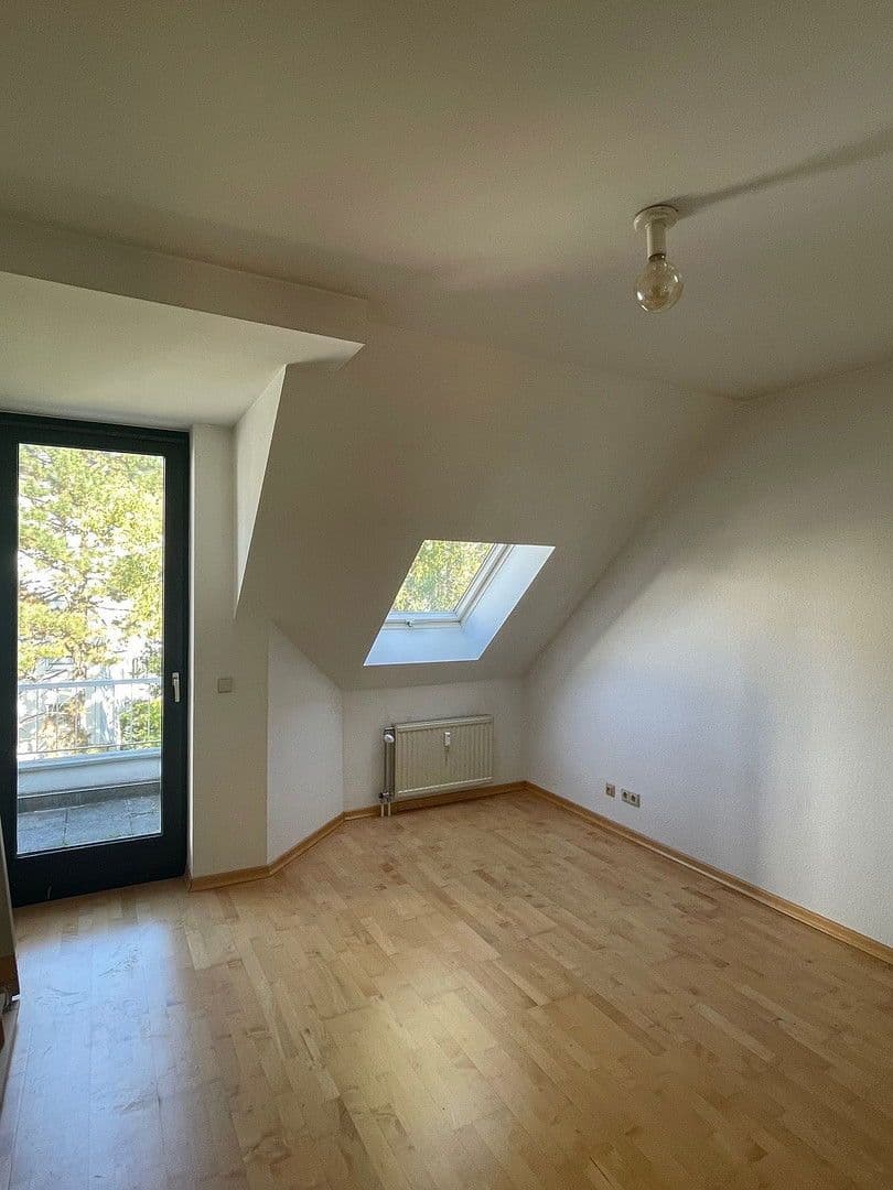 Pronájem bytu 3+kk 102 m², Bonn, Severní Porýní-Vestfálsko Pronájem bytu 3+kk 102 m², Bonn, Severní Porýní-Vestfálsko