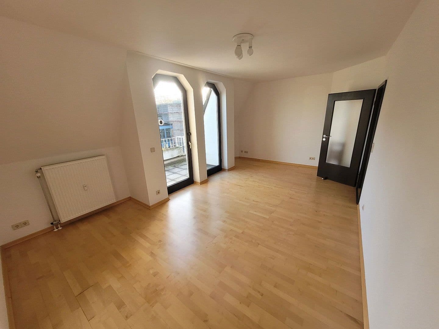 Pronájem bytu 3+kk 102 m², Bonn, Severní Porýní-Vestfálsko Pronájem bytu 3+kk 102 m², Bonn, Severní Porýní-Vestfálsko