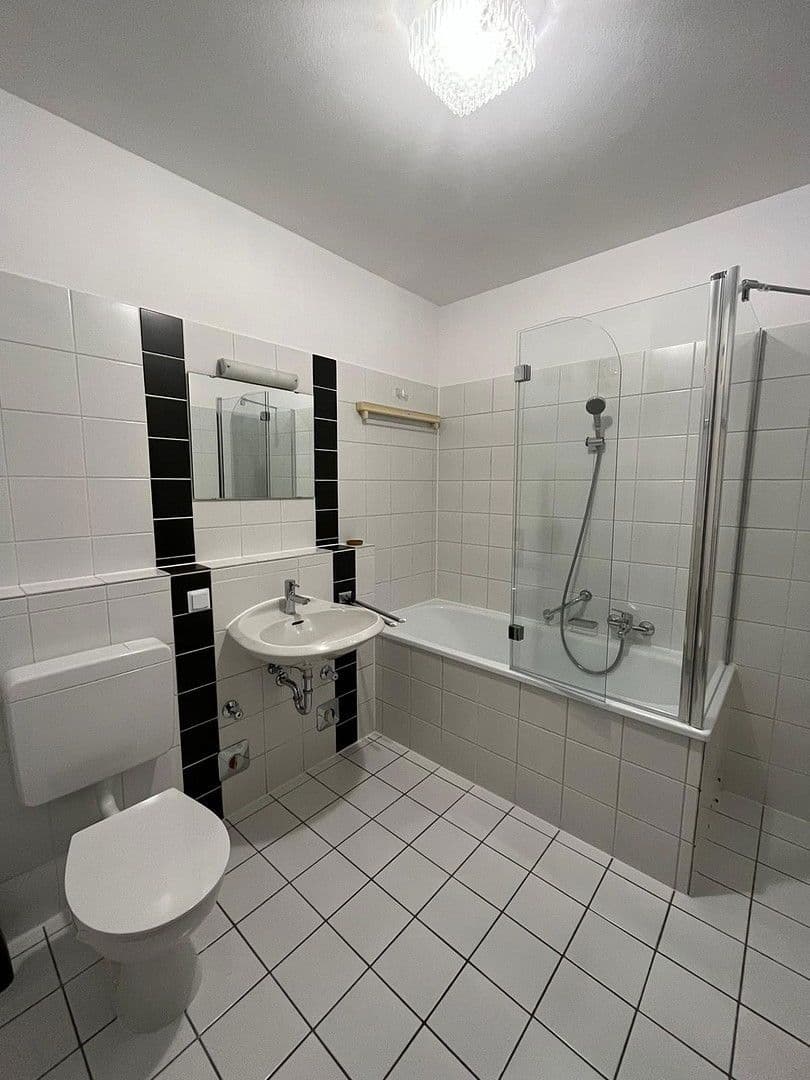 Pronájem bytu 3+kk 102 m², Bonn, Severní Porýní-Vestfálsko Pronájem bytu 3+kk 102 m², Bonn, Severní Porýní-Vestfálsko