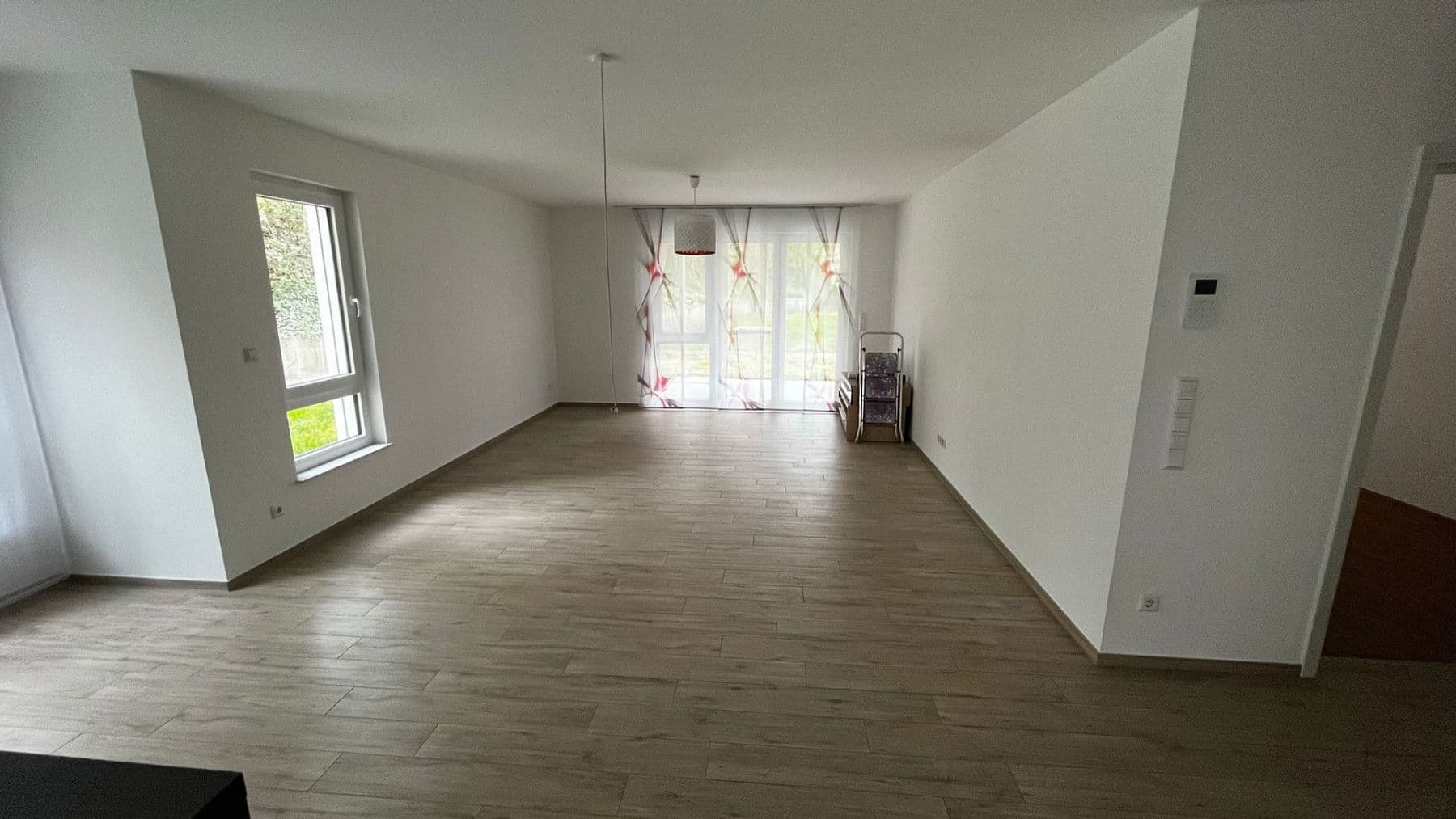 Pronájem bytu 3+kk 99 m², Bad Rappenau, Bádensko-Württembersko Pronájem bytu 3+kk 99 m², Bad Rappenau, Bádensko-Württembersko