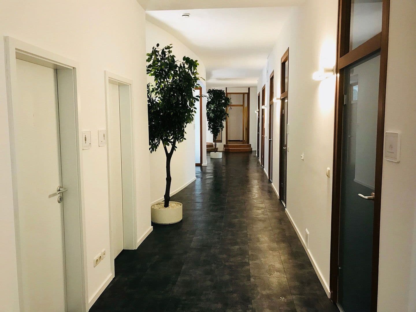 Pronájem kanceláře 11 m², Giesensdorfer Str. 29, BERLIN, Berlín Pronájem kanceláře 11 m², Giesensdorfer Str. 29, BERLIN, Berlín