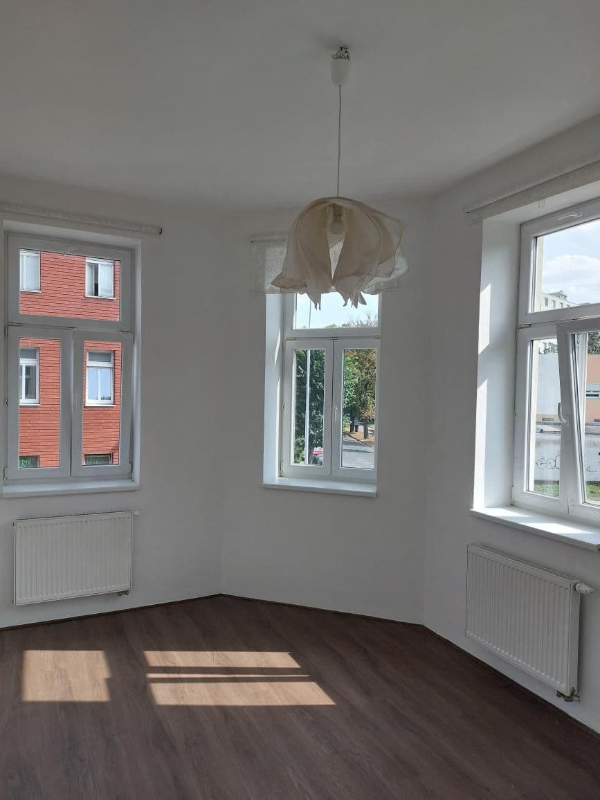 Pronájem bytu 3+kk 70 m², Kosmákova, Brno, Jihomoravský kraj Pronájem bytu 3+kk 70 m², Kosmákova, Brno, Jihomoravský kraj