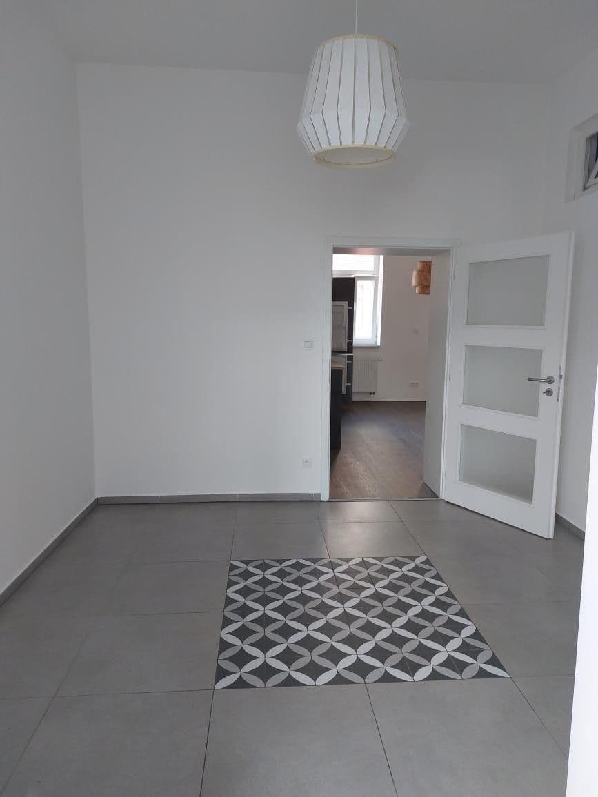 Pronájem bytu 3+kk 70 m², Kosmákova, Brno, Jihomoravský kraj Pronájem bytu 3+kk 70 m², Kosmákova, Brno, Jihomoravský kraj