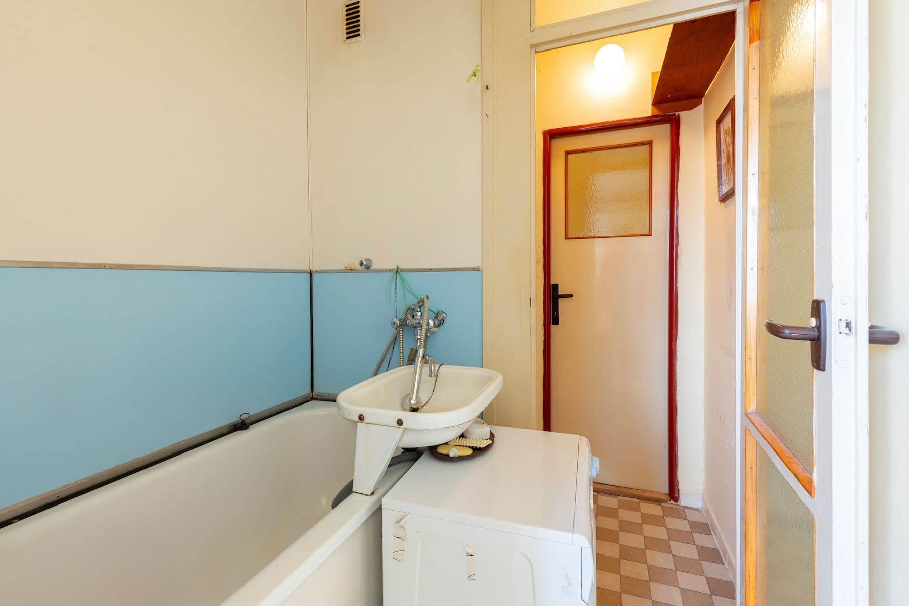 Prodej bytu 2+1 53 m², Partyzánská, , Praha Prodej bytu 2+1 53 m², Partyzánská, , Praha