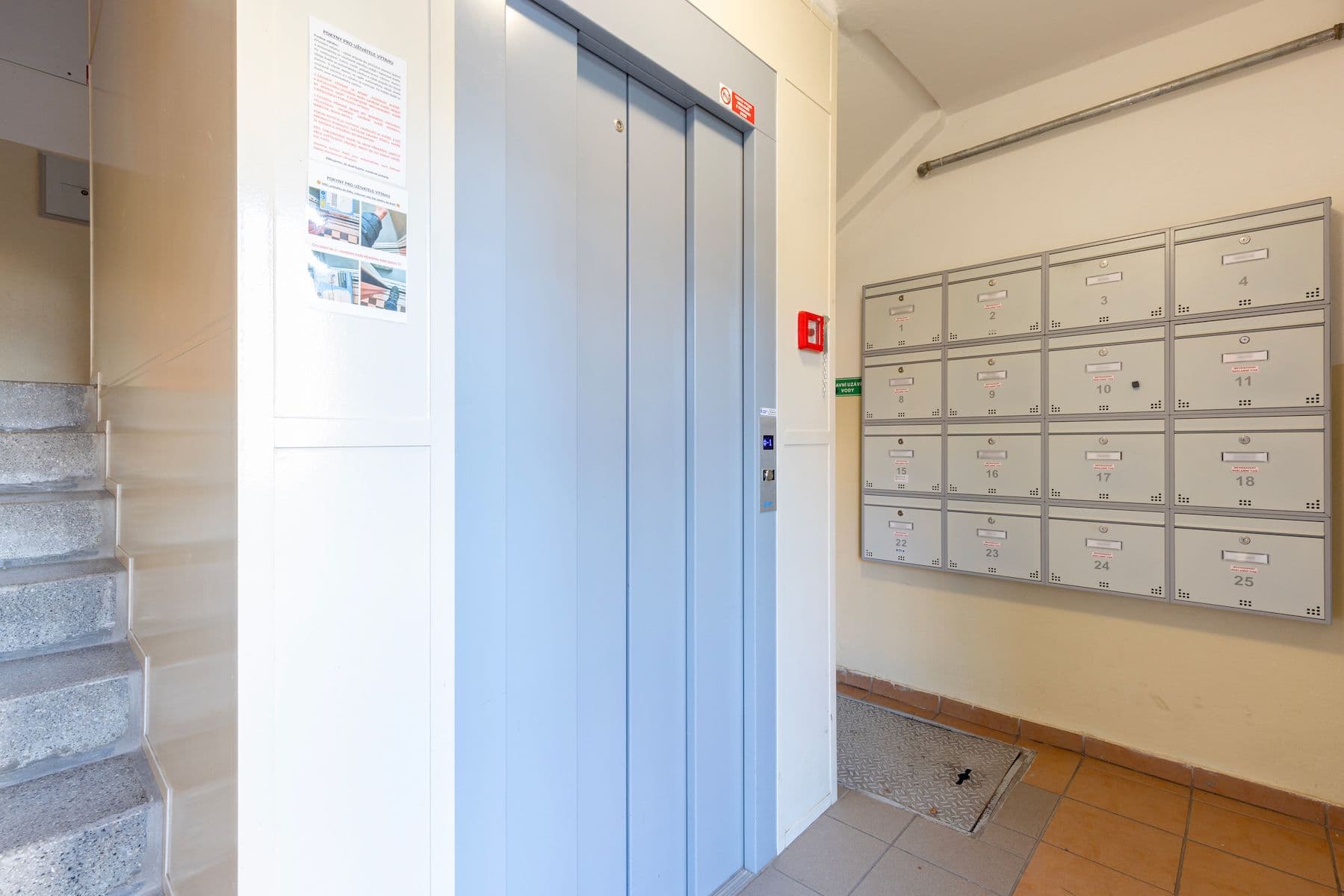 Prodej bytu 2+1 53 m², Partyzánská, , Praha Prodej bytu 2+1 53 m², Partyzánská, , Praha