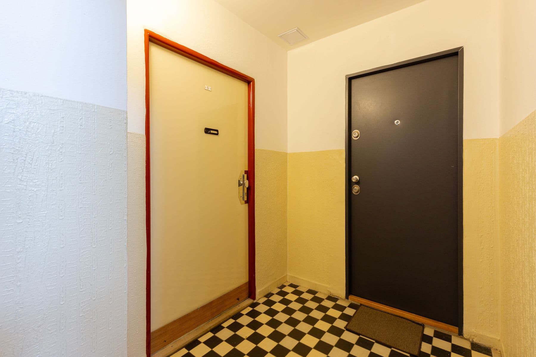 Prodej bytu 2+1 53 m², Partyzánská, , Praha Prodej bytu 2+1 53 m², Partyzánská, , Praha