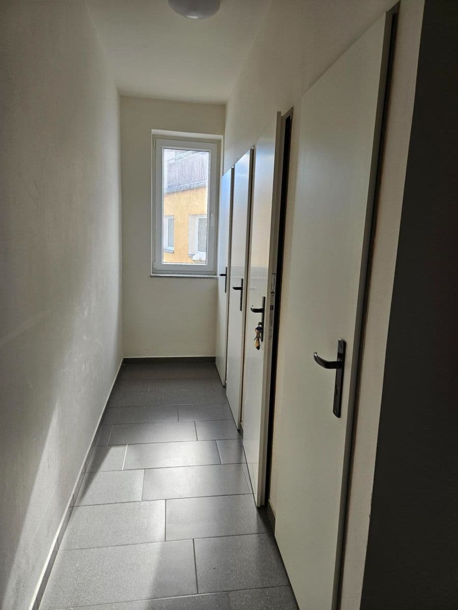 Pronájem bytu 3+kk 60 m², Břežany II, Středočeský kraj Pronájem bytu 3+kk 60 m², Břežany II, Středočeský kraj