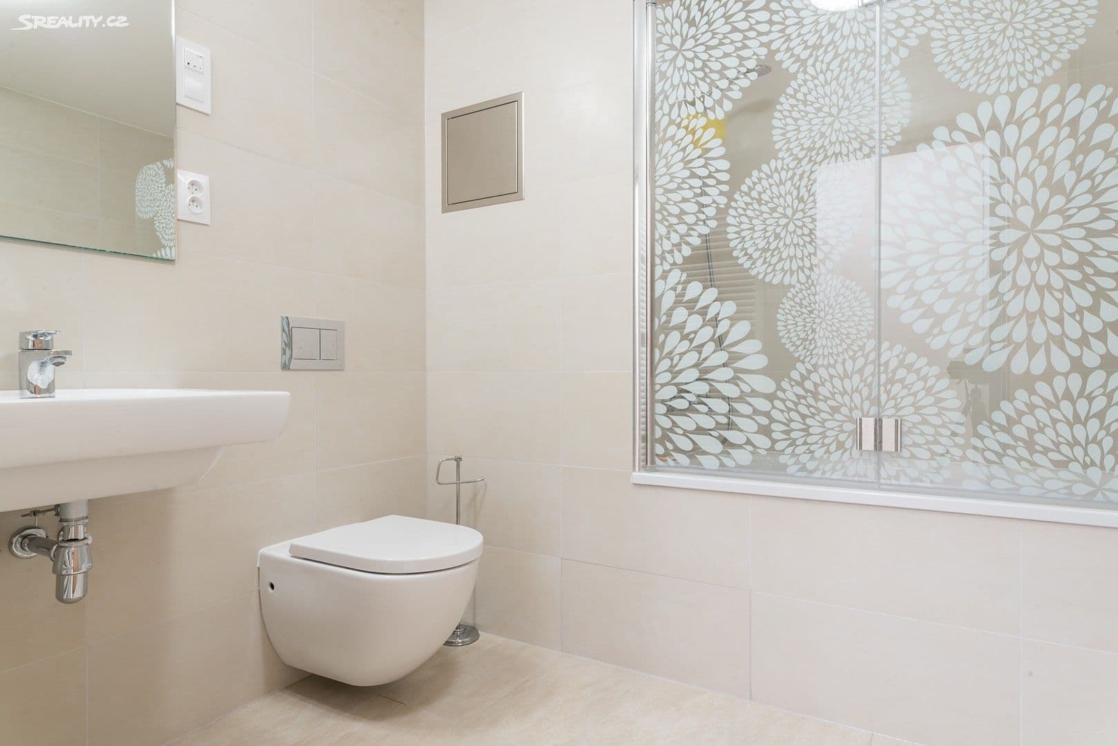 Pronájem bytu 2+kk 60 m², Zvěřinova, Praha, Praha Pronájem bytu 2+kk 60 m², Zvěřinova, Praha, Praha