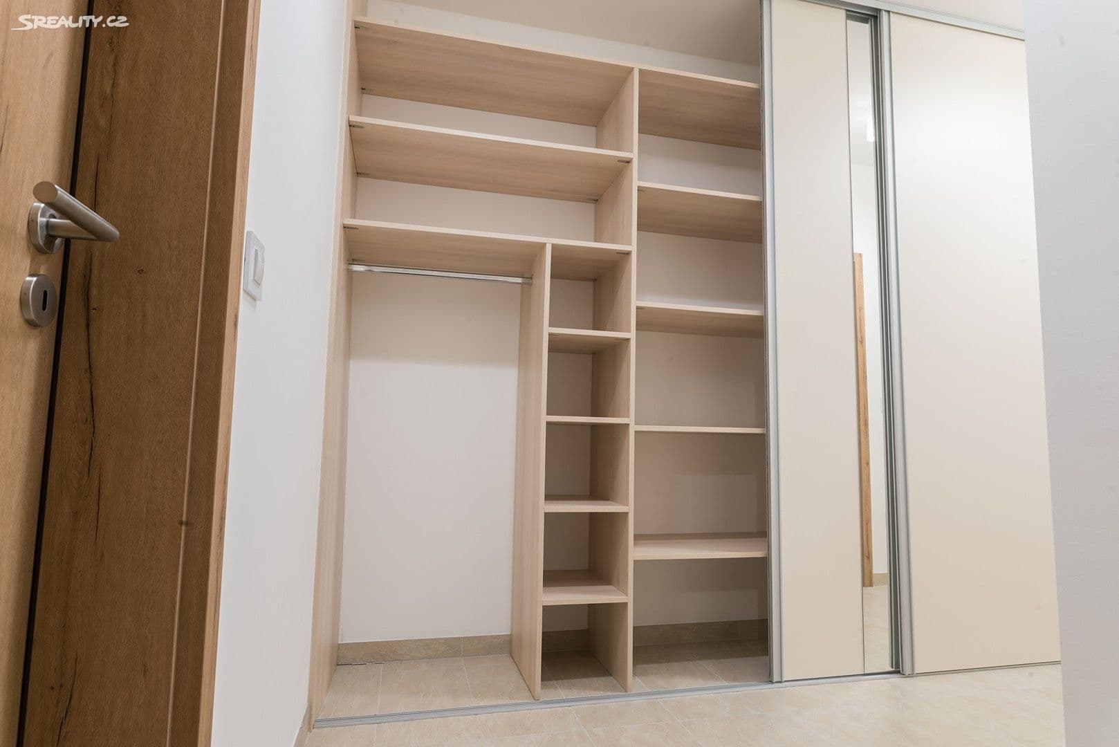 Pronájem bytu 2+kk 60 m², Zvěřinova, Praha, Praha Pronájem bytu 2+kk 60 m², Zvěřinova, Praha, Praha