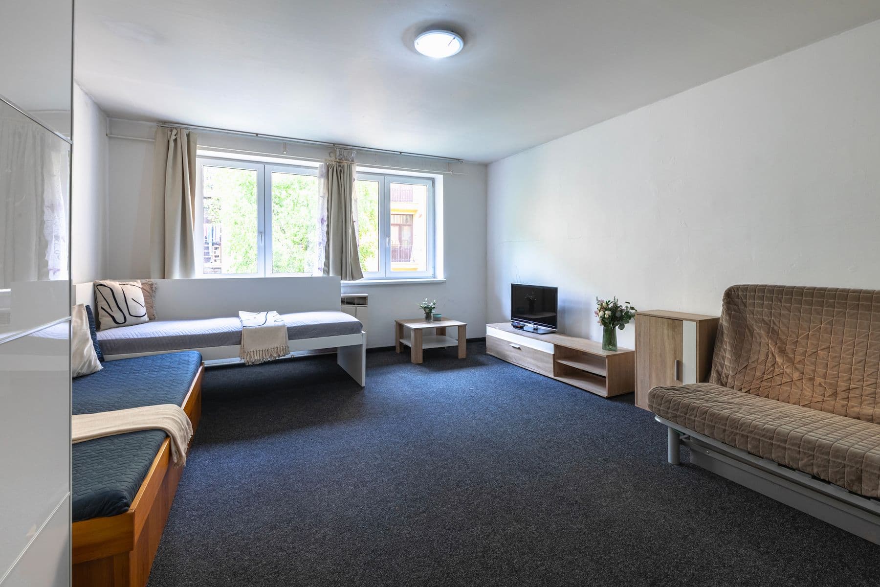 Prodej bytu 1+1 50 m², Plzeňská, Praha, Praha Prodej bytu 1+1 50 m², Plzeňská, Praha, Praha