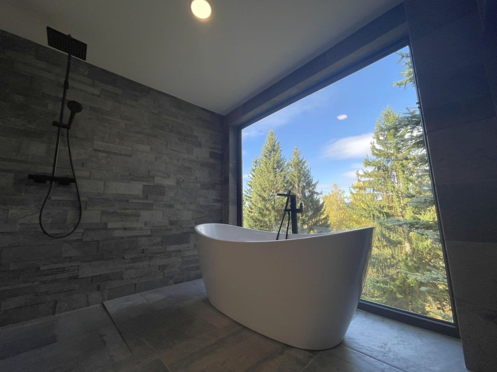 Prodej domu 271 m², pozemek 2.776 m², Pustinská, Desná, Liberecký kraj Prodej domu 271 m², pozemek 2.776 m², Pustinská, Desná, Liberecký kraj