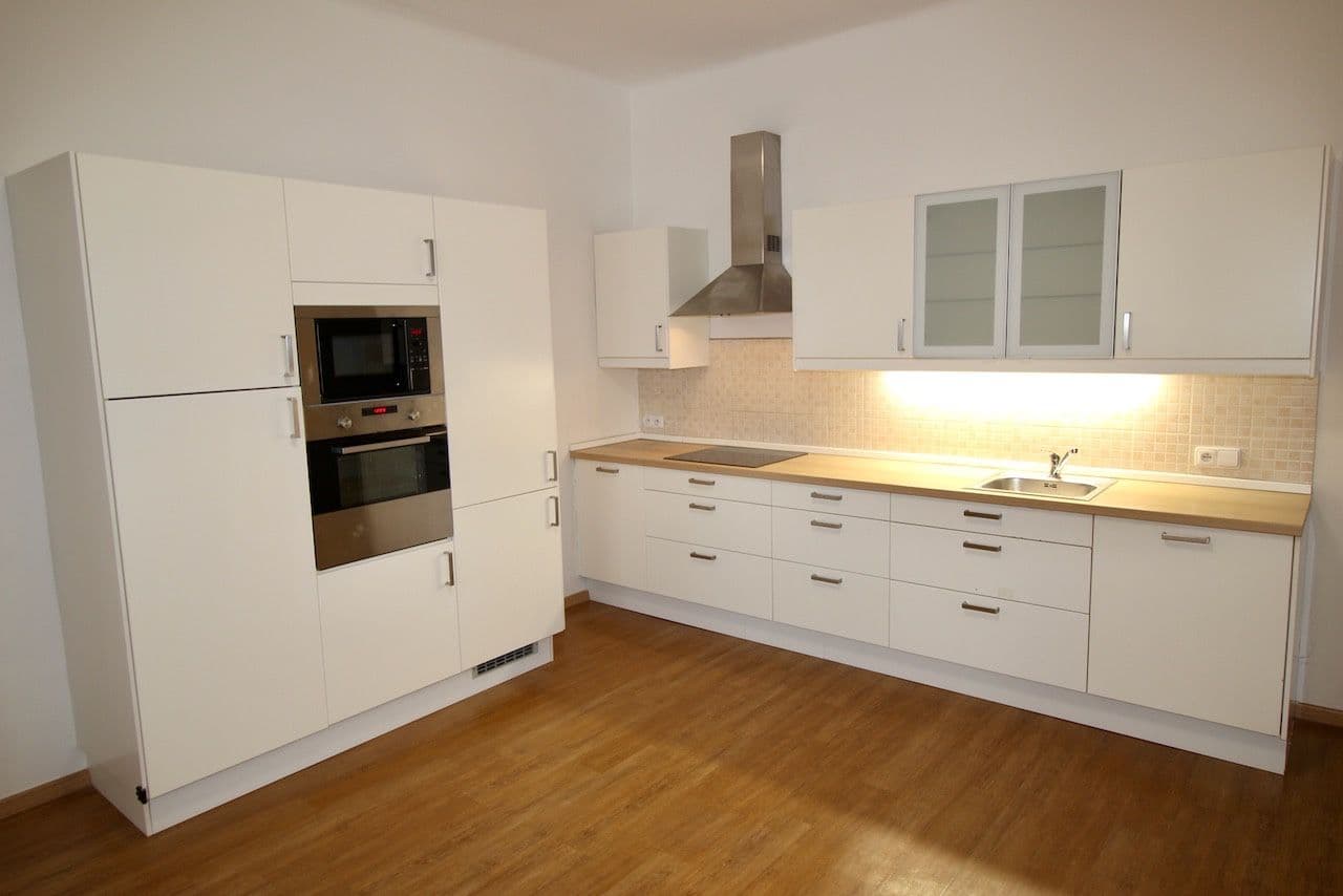 Pronájem bytu 3+kk 93 m², Písecká, Praha, Praha Pronájem bytu 3+kk 93 m², Písecká, Praha, Praha
