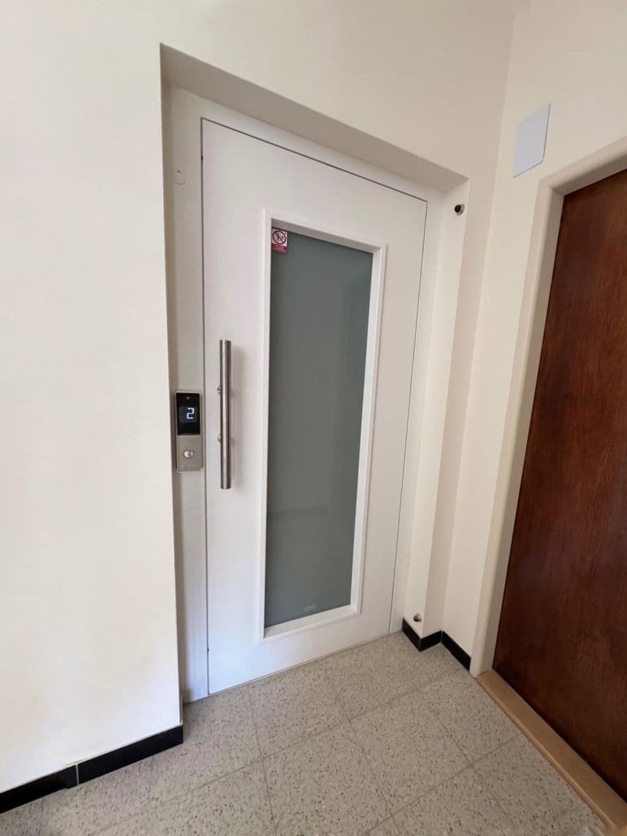 Prodej bytu 2+kk 56 m², Prachnerova, Praha, Praha Prodej bytu 2+kk 56 m², Prachnerova, Praha, Praha