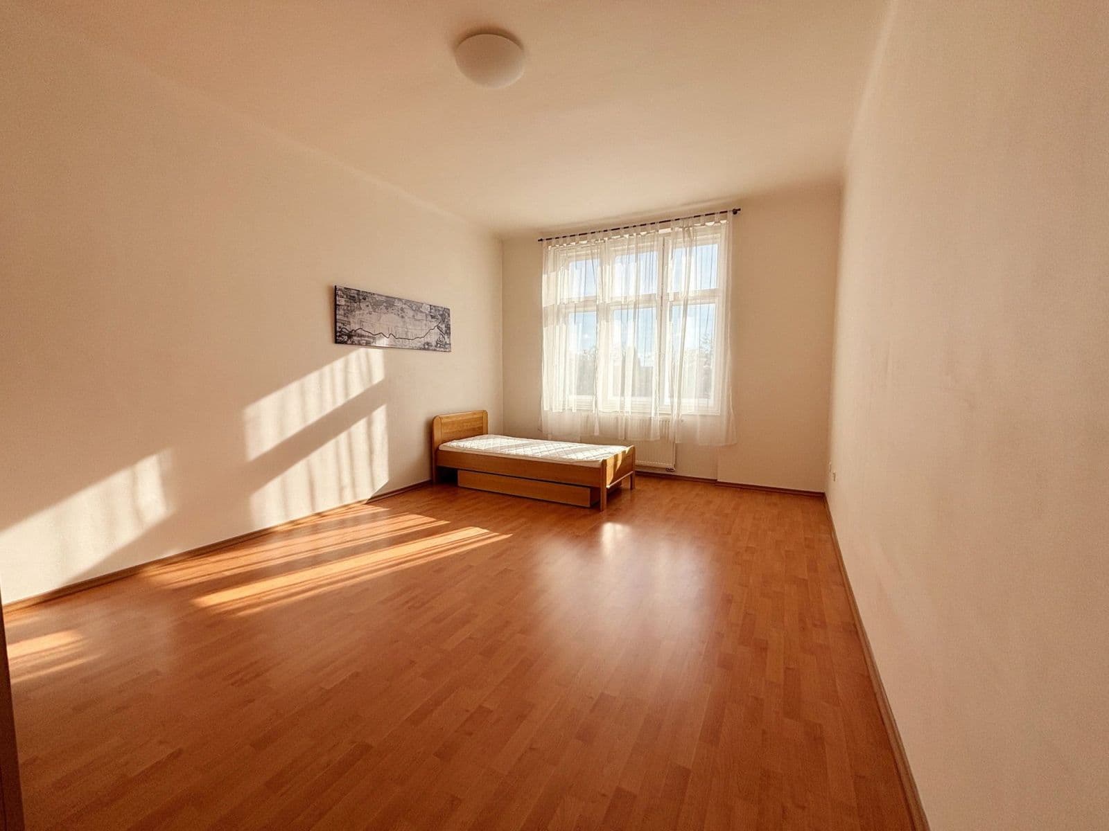Pronájem bytu 3+kk 123 m², Kostelní, Praha, Praha Pronájem bytu 3+kk 123 m², Kostelní, Praha, Praha