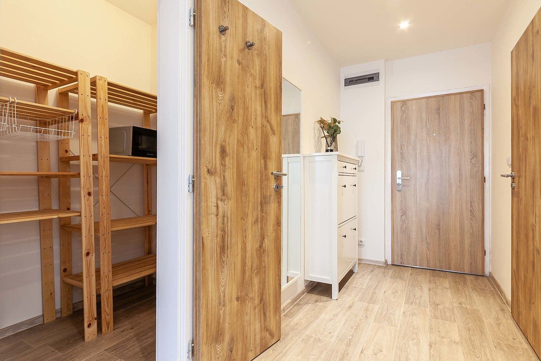 Prodej bytu 2+kk 41 m², Semická, Praha, Praha Prodej bytu 2+kk 41 m², Semická, Praha, Praha