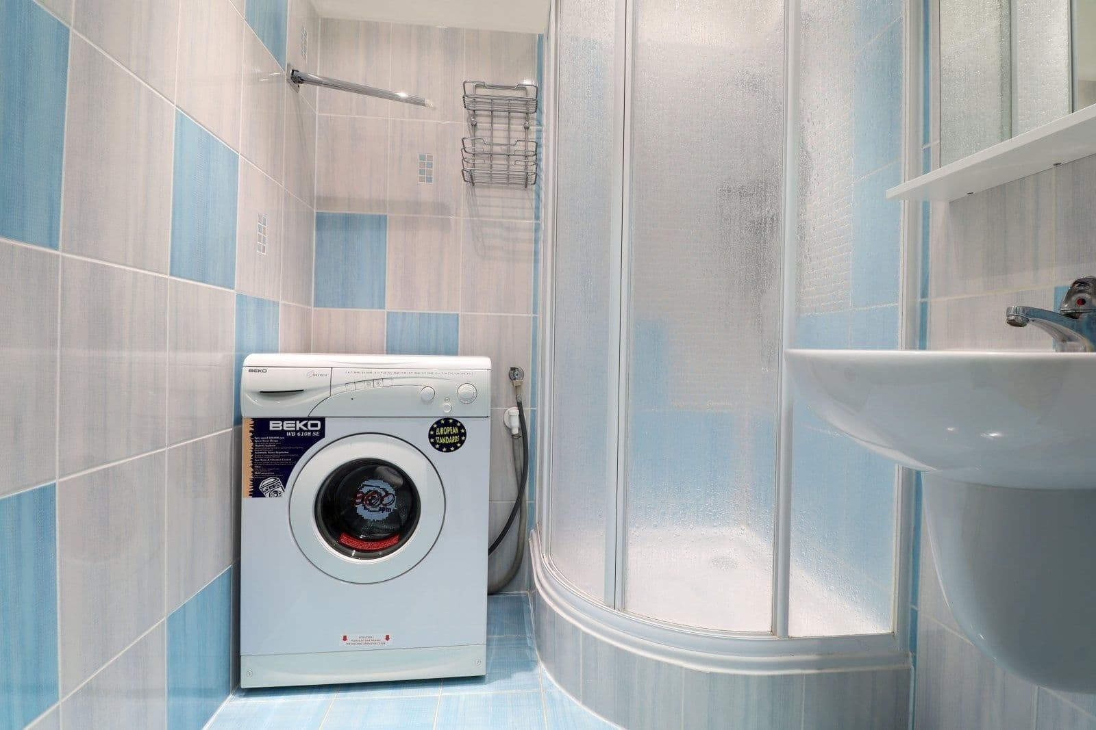 Pronájem bytu 3+kk 65 m², Jažlovická, Praha, Praha Pronájem bytu 3+kk 65 m², Jažlovická, Praha, Praha