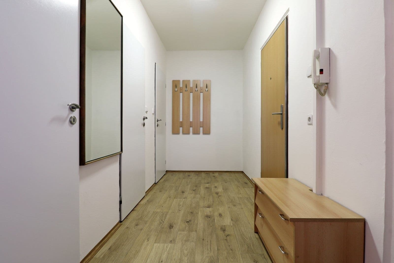 Pronájem bytu 3+kk 65 m², Jažlovická, Praha, Praha Pronájem bytu 3+kk 65 m², Jažlovická, Praha, Praha