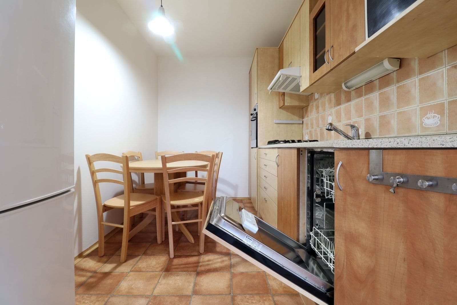 Pronájem bytu 3+kk 65 m², Jažlovická, Praha, Praha Pronájem bytu 3+kk 65 m², Jažlovická, Praha, Praha