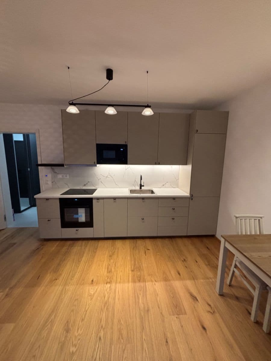 Pronájem bytu 1+1 31 m², Starokošířská, Praha, Praha Pronájem bytu 1+1 31 m², Starokošířská, Praha, Praha