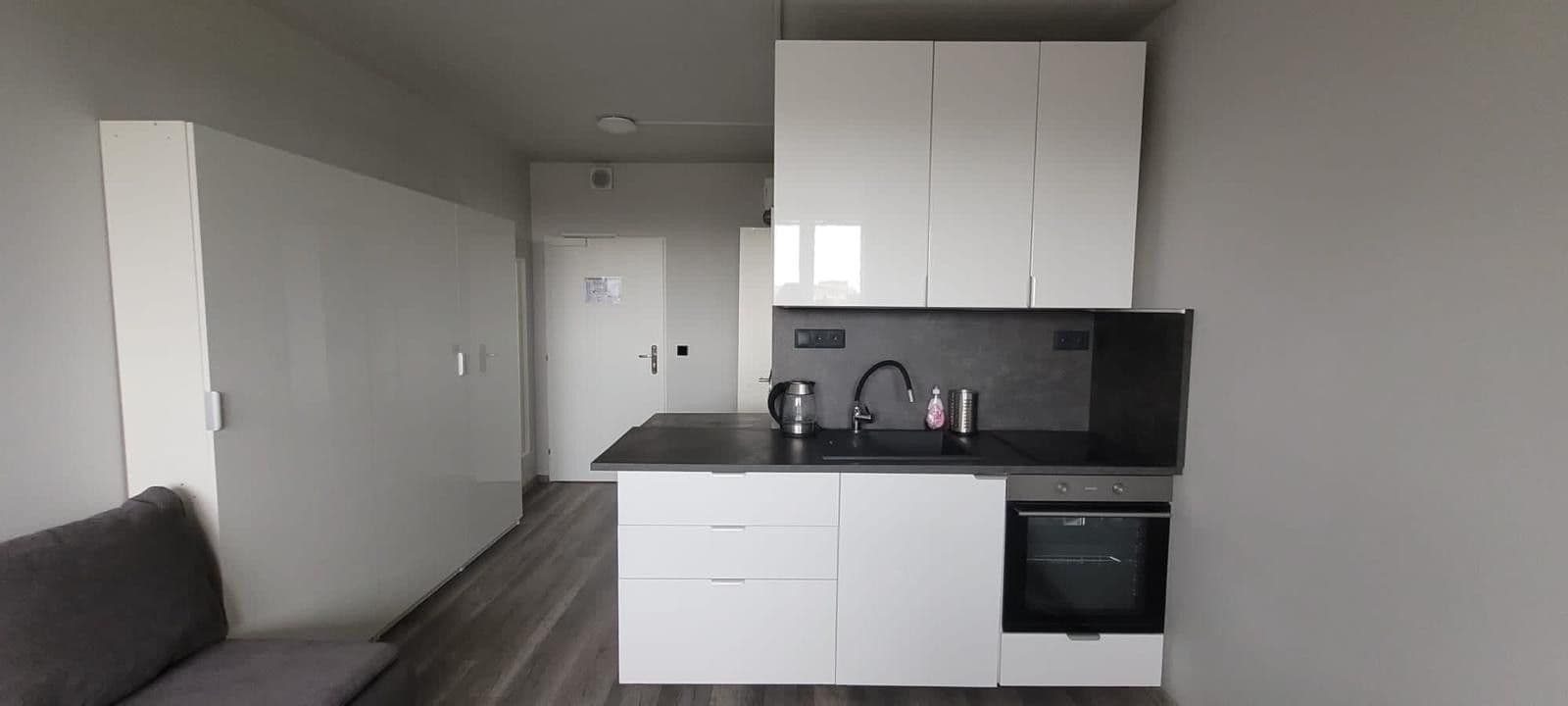 Pronájem bytu 1+kk 26 m², Děčínská, Praha, Praha Pronájem bytu 1+kk 26 m², Děčínská, Praha, Praha