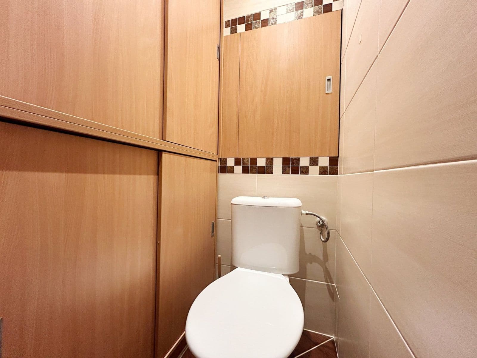 Pronájem bytu 2+kk 49 m², Kukelská, Praha, Praha Pronájem bytu 2+kk 49 m², Kukelská, Praha, Praha