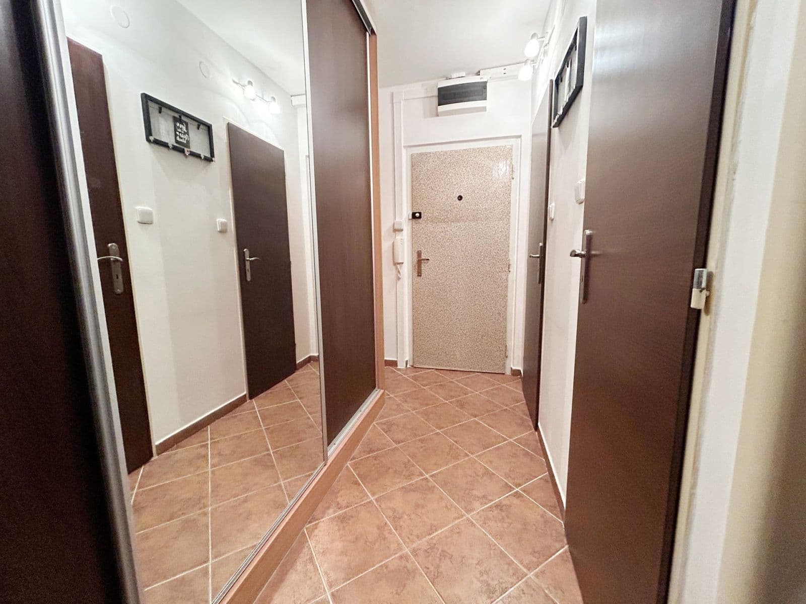 Pronájem bytu 2+kk 49 m², Kukelská, Praha, Praha Pronájem bytu 2+kk 49 m², Kukelská, Praha, Praha