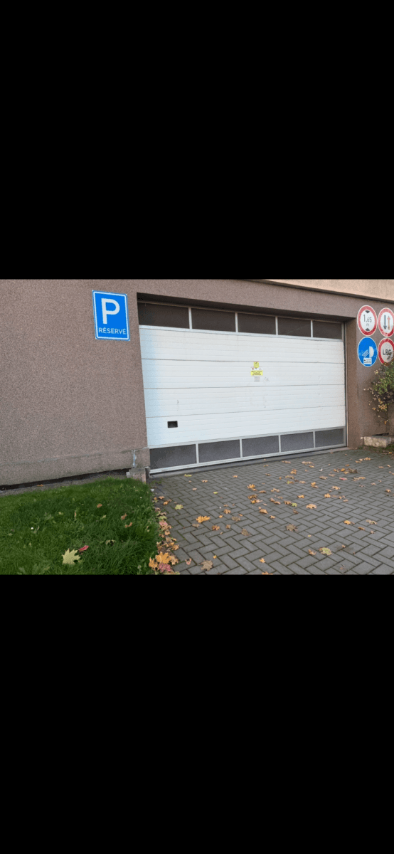 Pronájem garáže 10 m², Tavolníková, Praha, Praha Pronájem garáže 10 m², Tavolníková, Praha, Praha