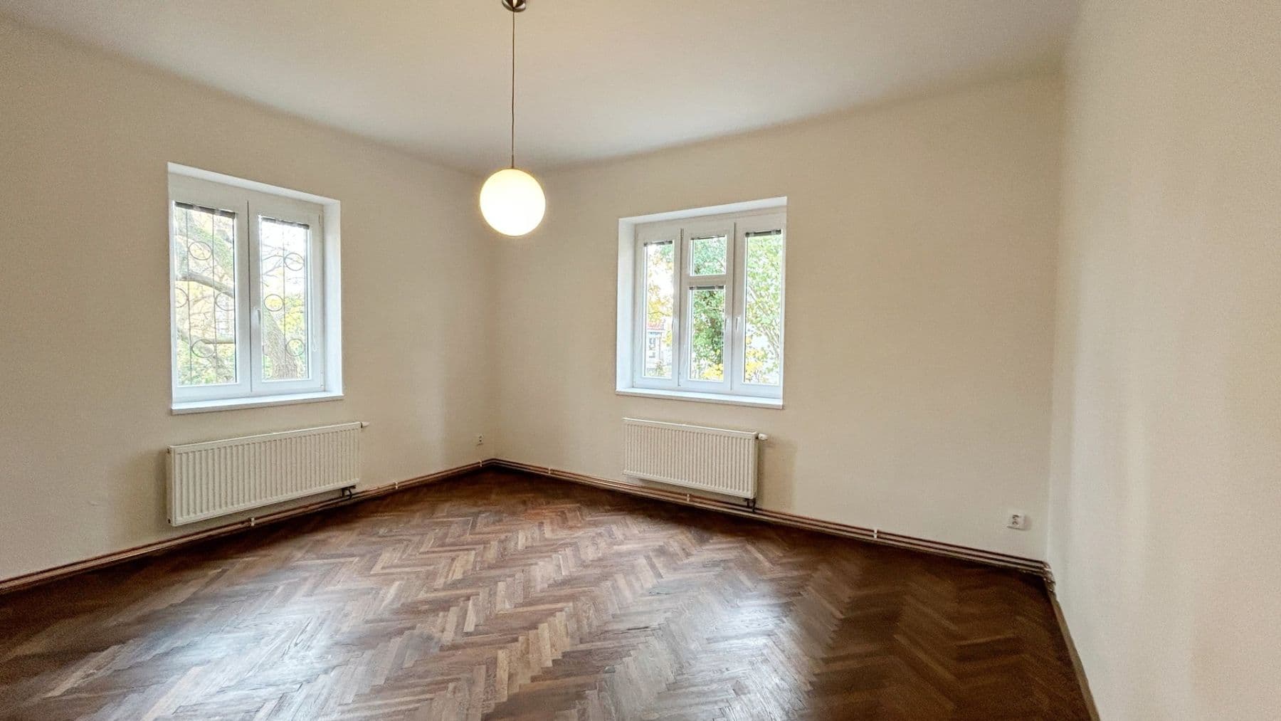 Pronájem bytu 2+1 60 m², Dr. Beneše, Poděbrady, Středočeský kraj Pronájem bytu 2+1 60 m², Dr. Beneše, Poděbrady, Středočeský kraj