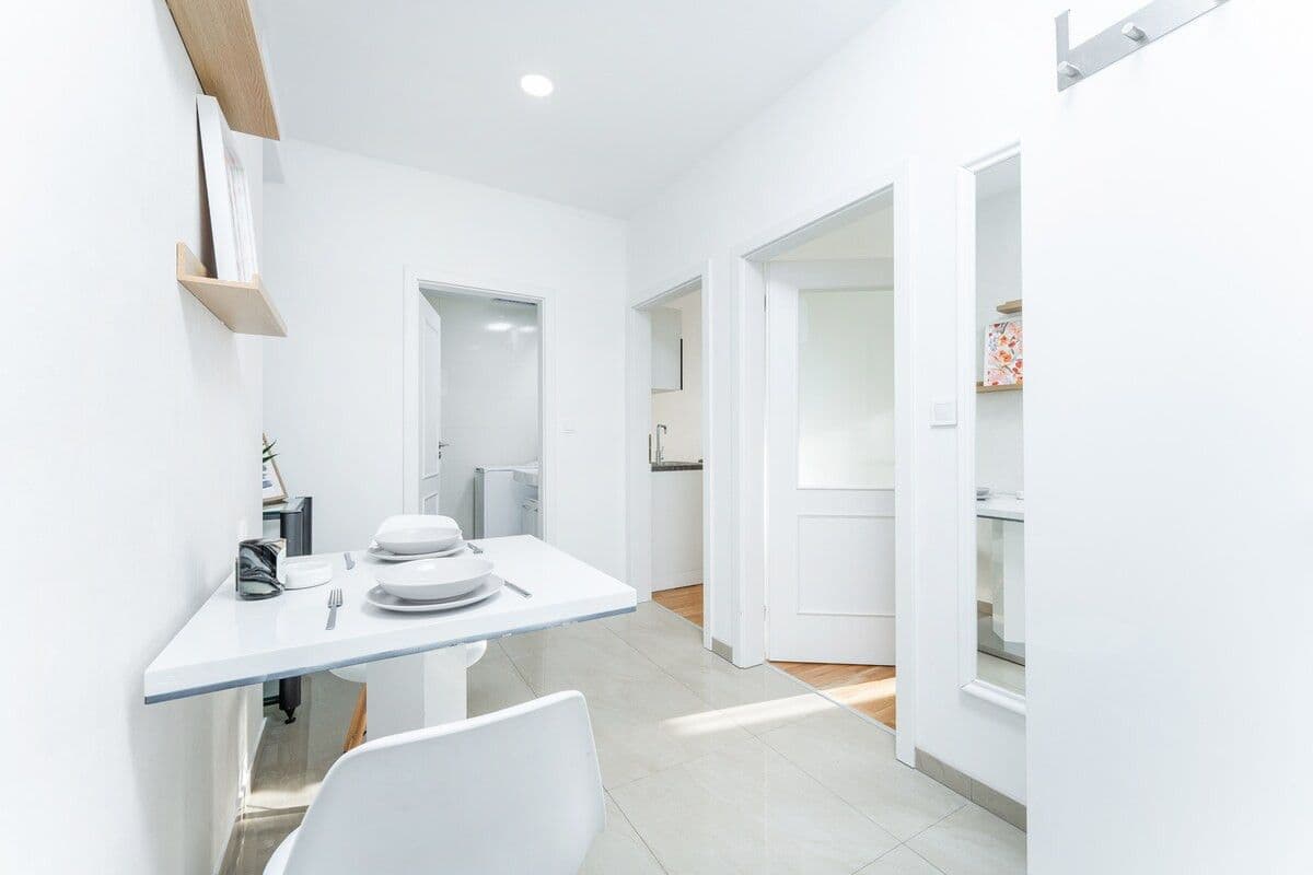 Pronájem bytu 40 m², Washingtonova, Praha, Praha Pronájem bytu 40 m², Washingtonova, Praha, Praha