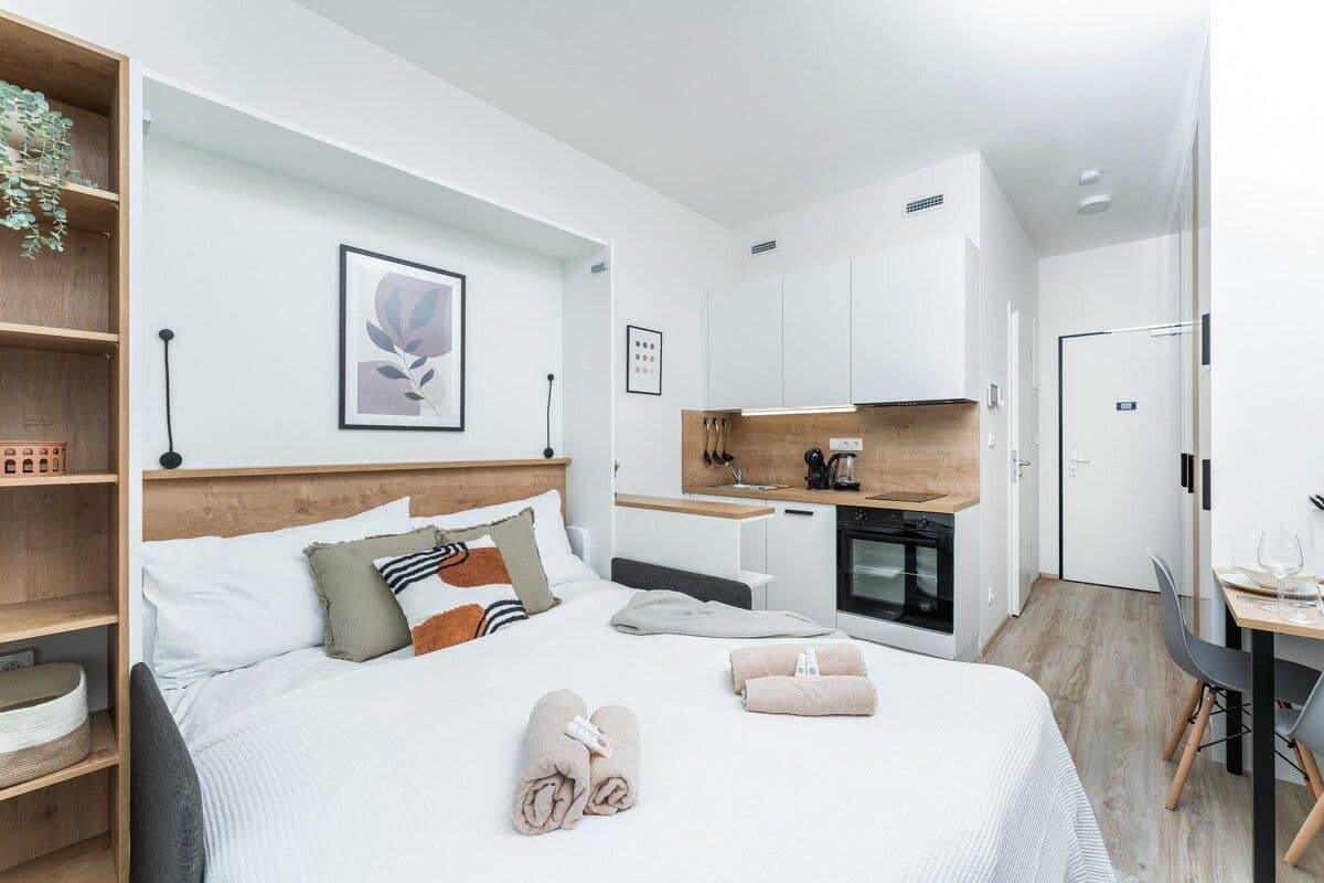 Pronájem bytu 20 m², Plzeňská, Praha, Praha Pronájem bytu 20 m², Plzeňská, Praha, Praha