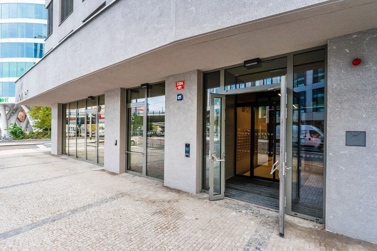 Pronájem bytu 20 m², Plzeňská, Praha, Praha Pronájem bytu 20 m², Plzeňská, Praha, Praha