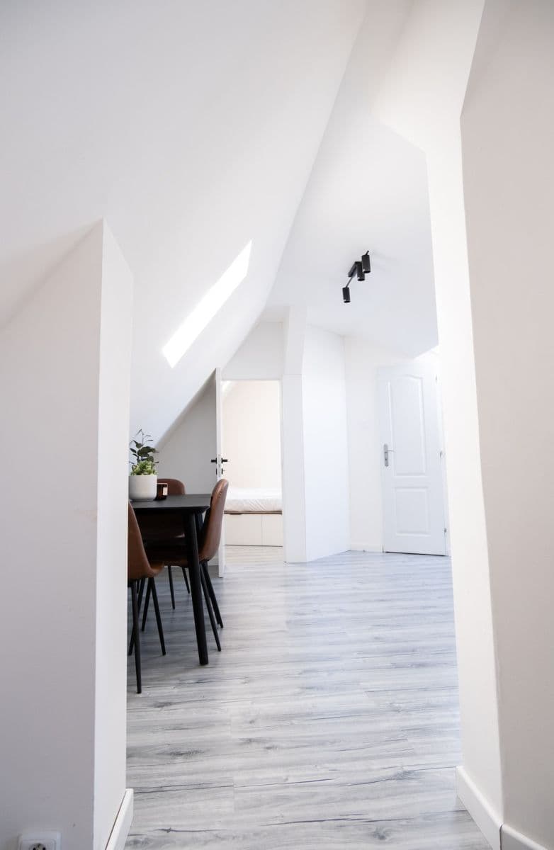 Pronájem bytu 38 m², Školská, Praha, Praha Pronájem bytu 38 m², Školská, Praha, Praha