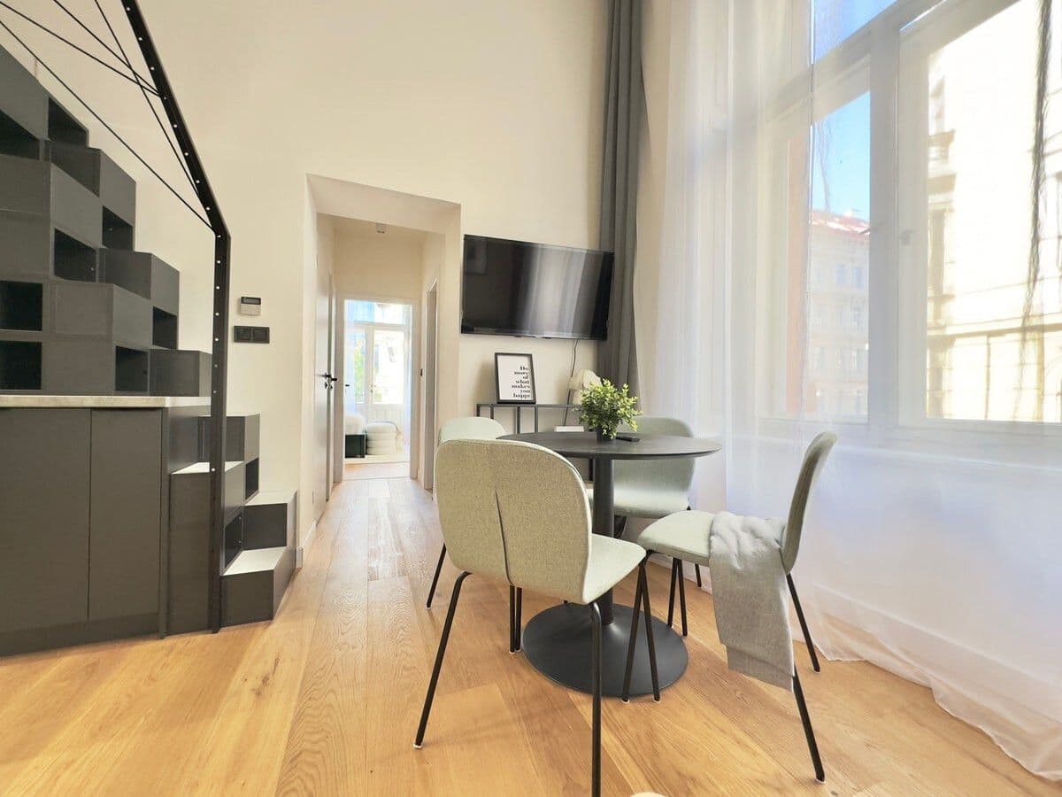 Pronájem bytu 50 m², Křemencova, Praha, Praha Pronájem bytu 50 m², Křemencova, Praha, Praha