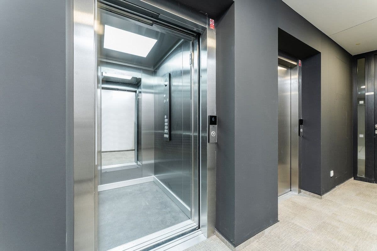 Pronájem bytu 23 m², Plzeňská, Praha, Praha Pronájem bytu 23 m², Plzeňská, Praha, Praha