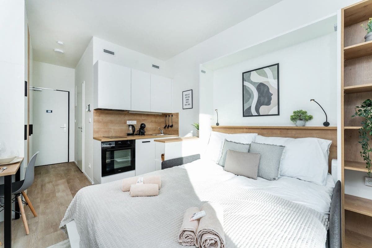 Pronájem bytu 20 m², Plzeňská, Praha, Praha Pronájem bytu 20 m², Plzeňská, Praha, Praha