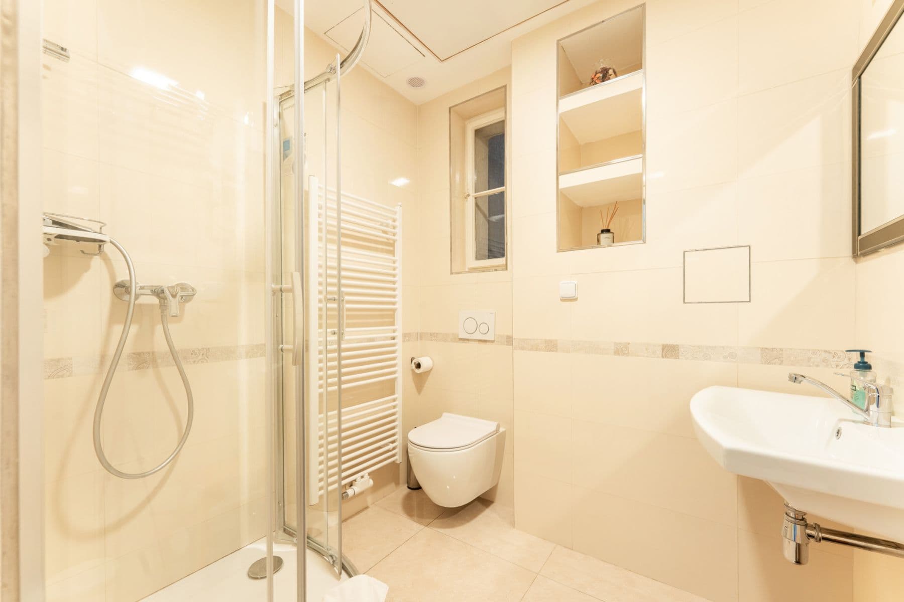 Pronájem bytu 70 m², Vinohradská, Praha, Praha Pronájem bytu 70 m², Vinohradská, Praha, Praha