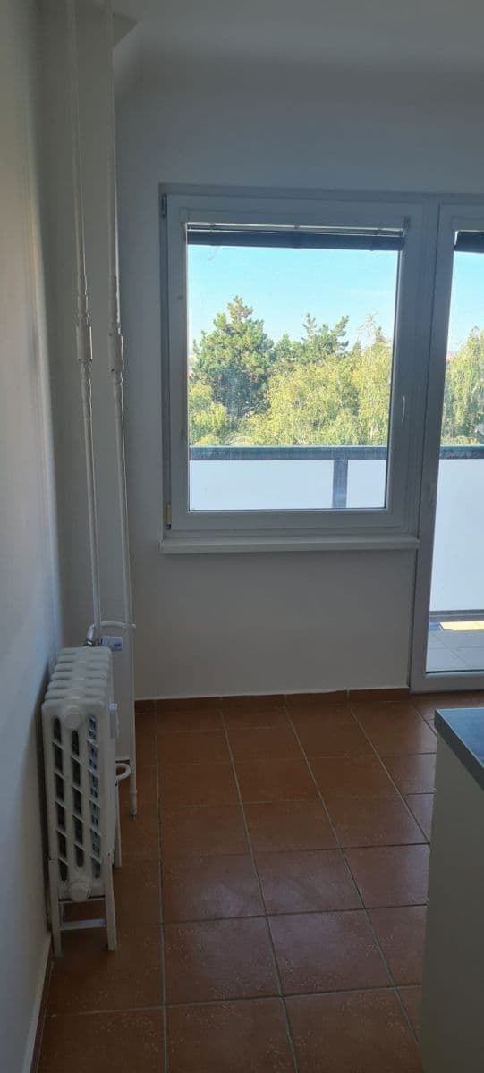 Pronájem bytu 2+1 65 m², Hlboká, Levice, Nitriansky kraj Pronájem bytu 2+1 65 m², Hlboká, Levice, Nitriansky kraj