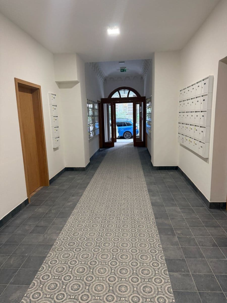 Pronájem nebytového prostoru 3 m², Sokolská, Praha, Praha Pronájem nebytového prostoru 3 m², Sokolská, Praha, Praha