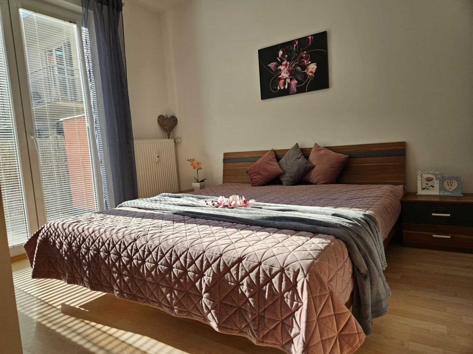 Pronájem bytu 2+kk 84 m², Mikanova, Praha, Praha Pronájem bytu 2+kk 84 m², Mikanova, Praha, Praha
