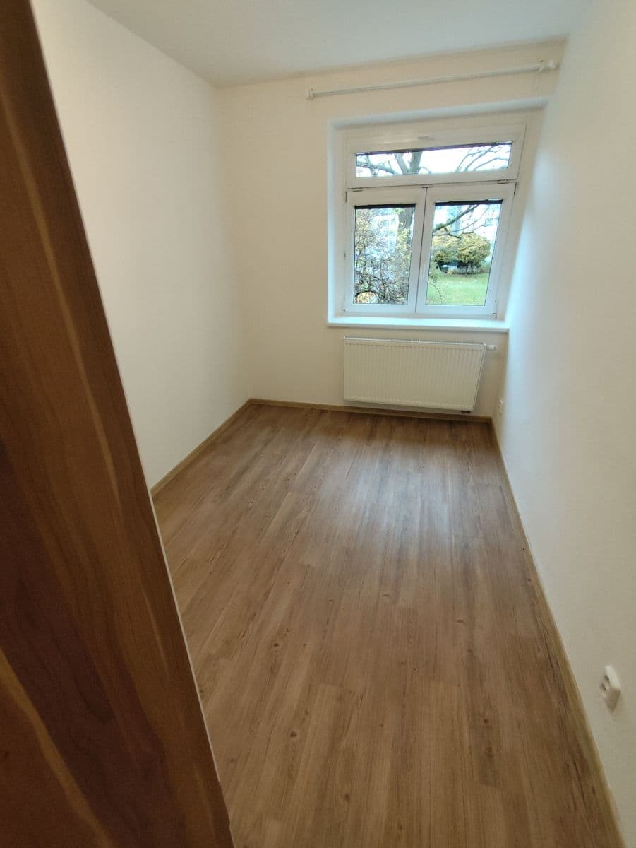 Pronájem bytu 2+kk 43 m², Renneská třída, Brno, Jihomoravský kraj Pronájem bytu 2+kk 43 m², Renneská třída, Brno, Jihomoravský kraj