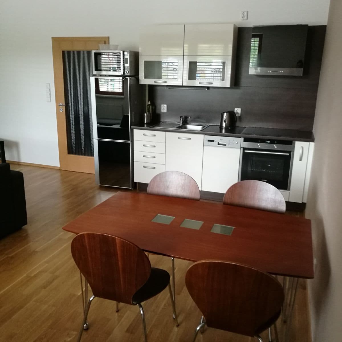 Pronájem bytu 1+kk 42 m², Družstevní ochoz, Praha, Praha Pronájem bytu 1+kk 42 m², Družstevní ochoz, Praha, Praha