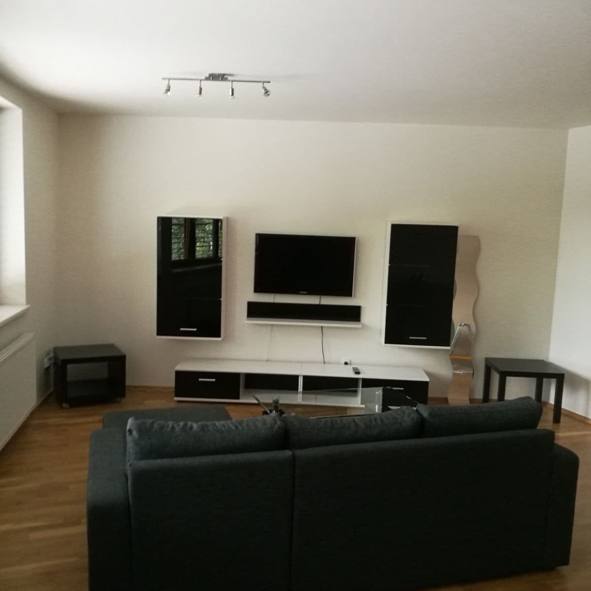 Pronájem bytu 1+kk 42 m², Družstevní ochoz, Praha, Praha Pronájem bytu 1+kk 42 m², Družstevní ochoz, Praha, Praha