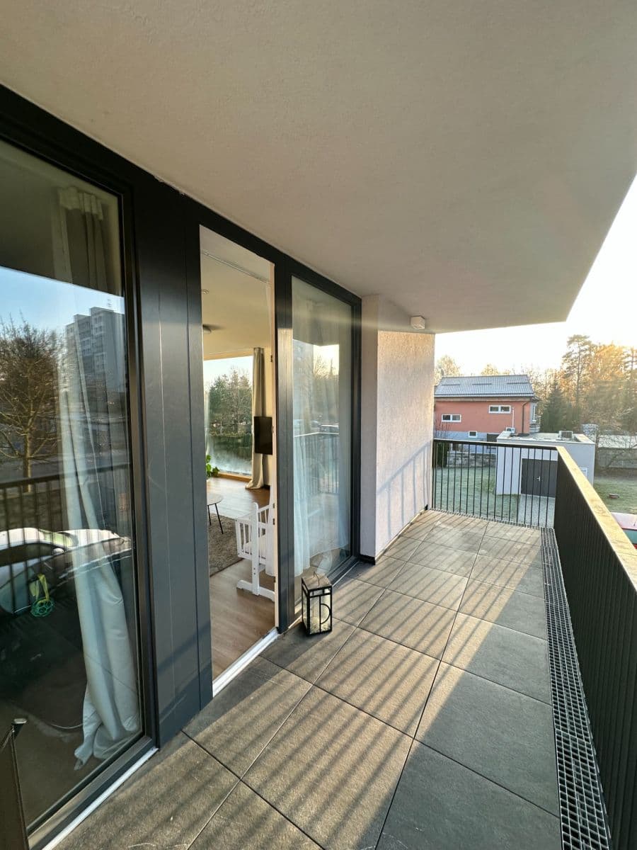 Pronájem bytu 2+kk 55 m², Náchodská, Tábor, Jihočeský kraj Pronájem bytu 2+kk 55 m², Náchodská, Tábor, Jihočeský kraj