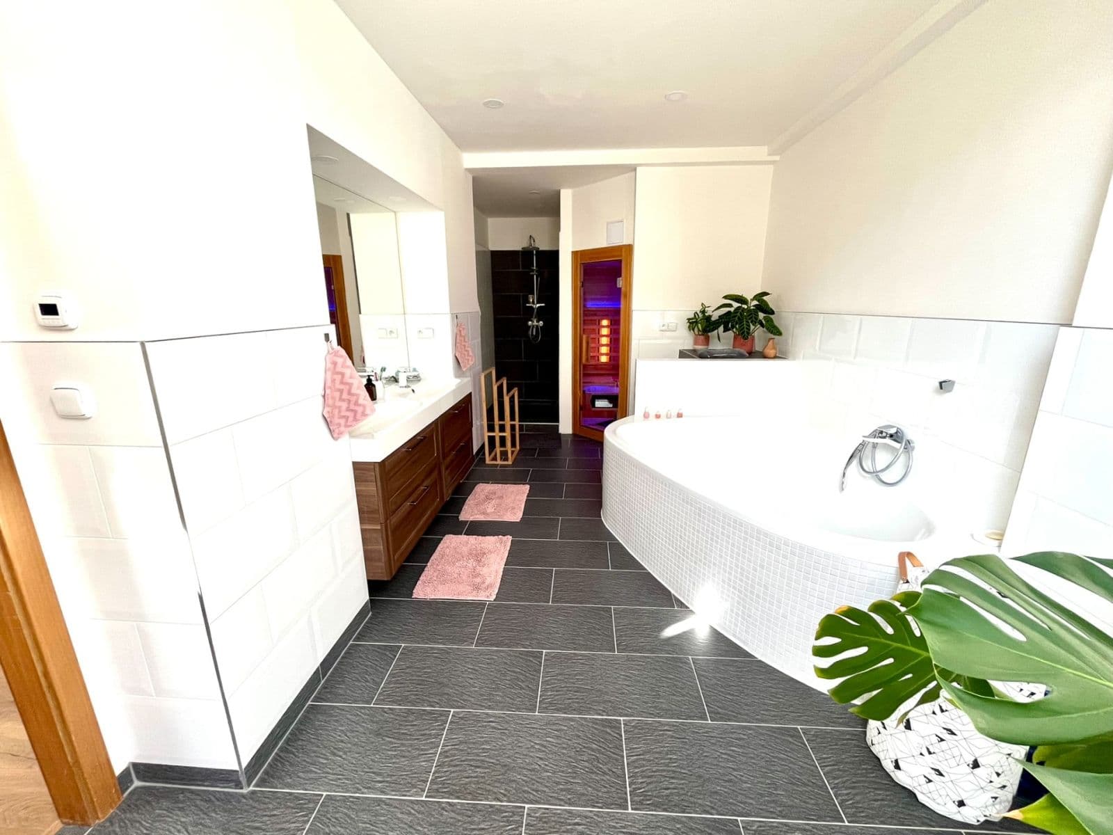 Prodej bytu 3+1 136 m², Andrštova, Praha, Praha Prodej bytu 3+1 136 m², Andrštova, Praha, Praha