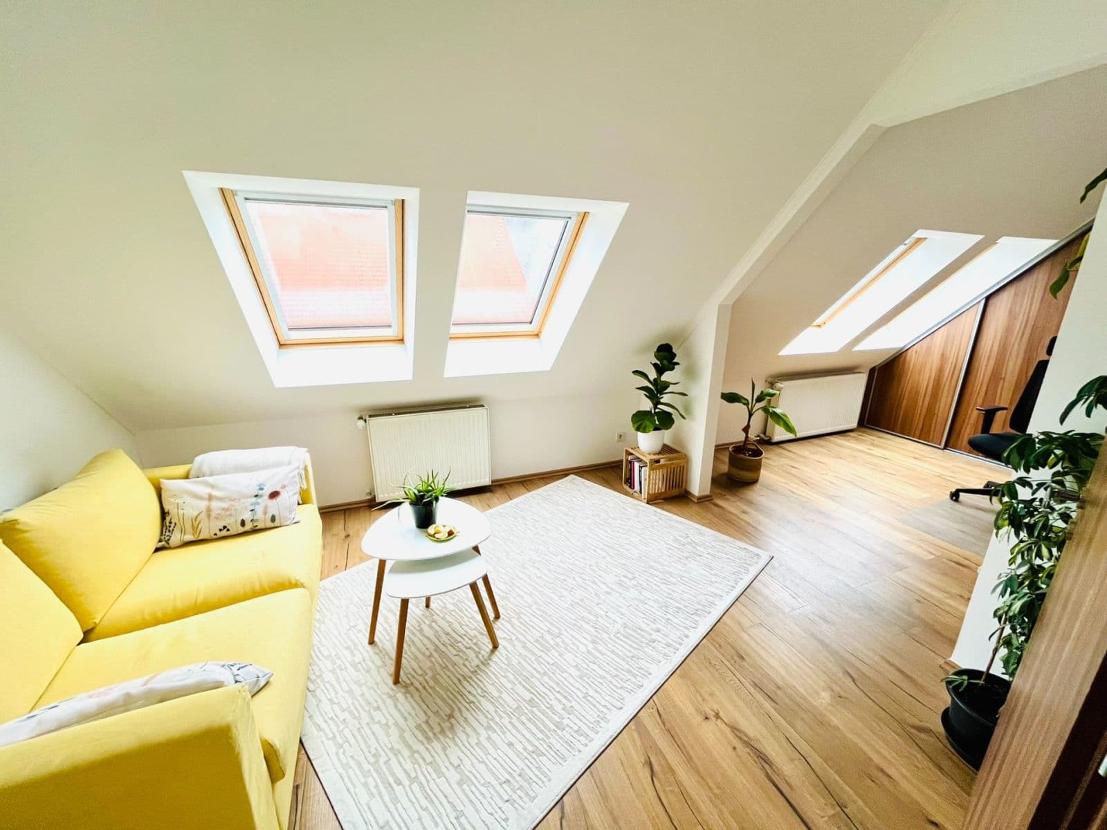 Prodej bytu 3+1 136 m², Andrštova, Praha, Praha Prodej bytu 3+1 136 m², Andrštova, Praha, Praha