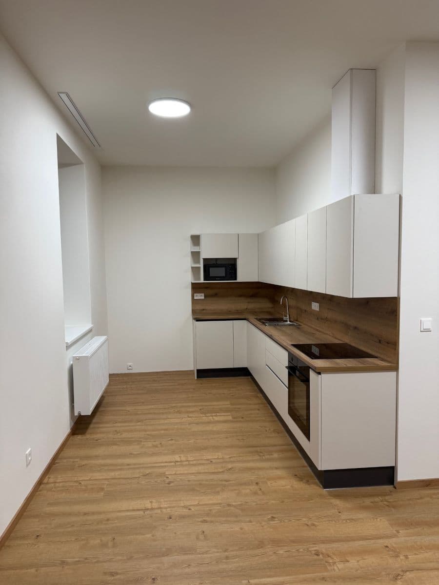 Pronájem bytu 2+kk 44 m², Na Skále, Čáslav, Středočeský kraj Pronájem bytu 2+kk 44 m², Na Skále, Čáslav, Středočeský kraj