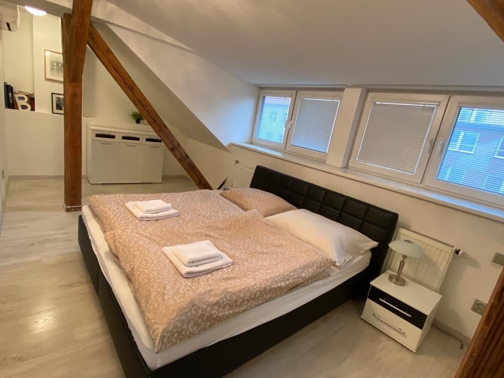 Prodej bytu 2+1 110 m², Osadní, Praha, Praha Prodej bytu 2+1 110 m², Osadní, Praha, Praha