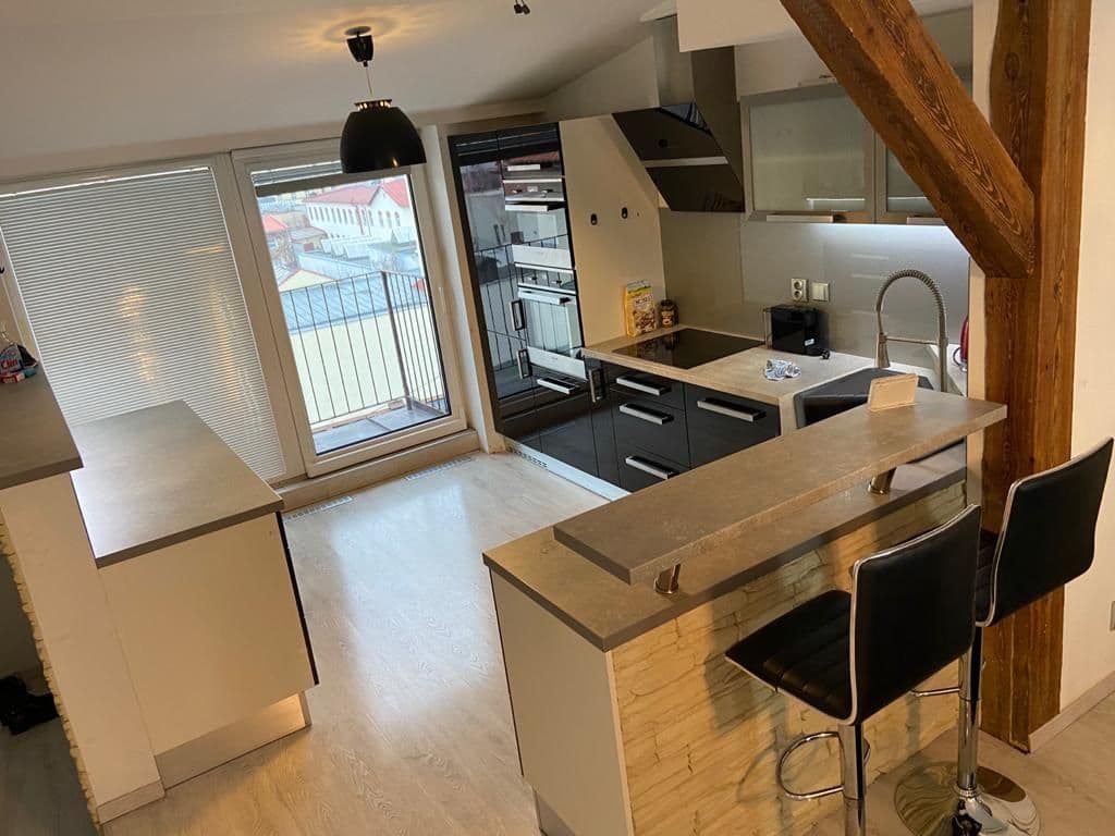 Prodej bytu 2+1 110 m², Osadní, Praha, Praha Prodej bytu 2+1 110 m², Osadní, Praha, Praha