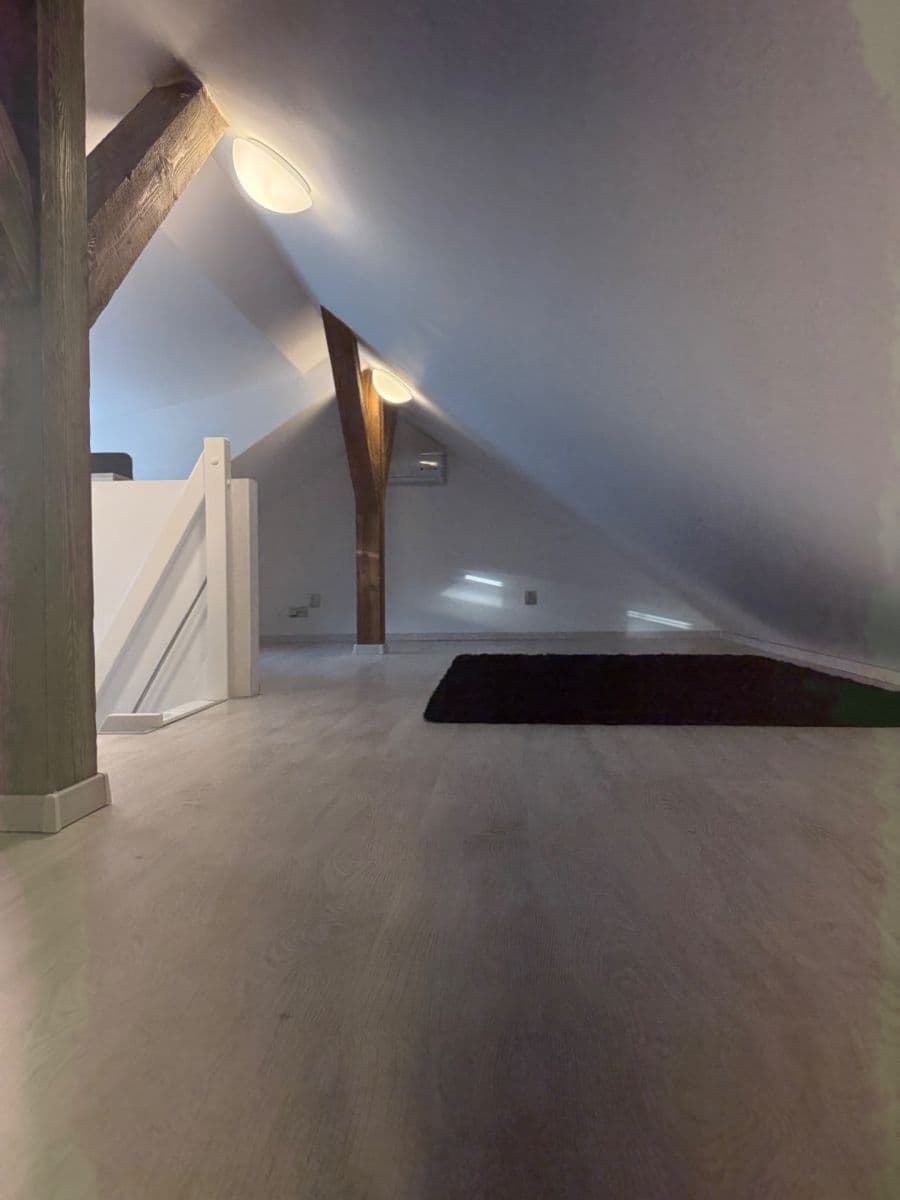 Prodej bytu 2+1 110 m², Osadní, Praha, Praha Prodej bytu 2+1 110 m², Osadní, Praha, Praha