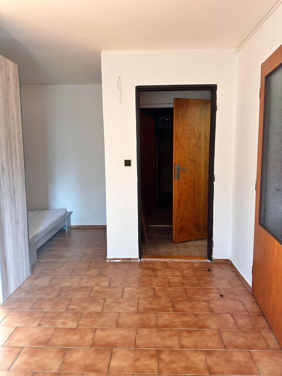 Pronájem bytu 1+kk 38 m², Pod Průsekem, Praha, Praha Pronájem bytu 1+kk 38 m², Pod Průsekem, Praha, Praha